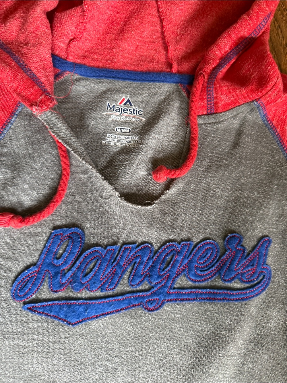 Texas Rangers Sweatshirt, size medium - Picture 2 of 6